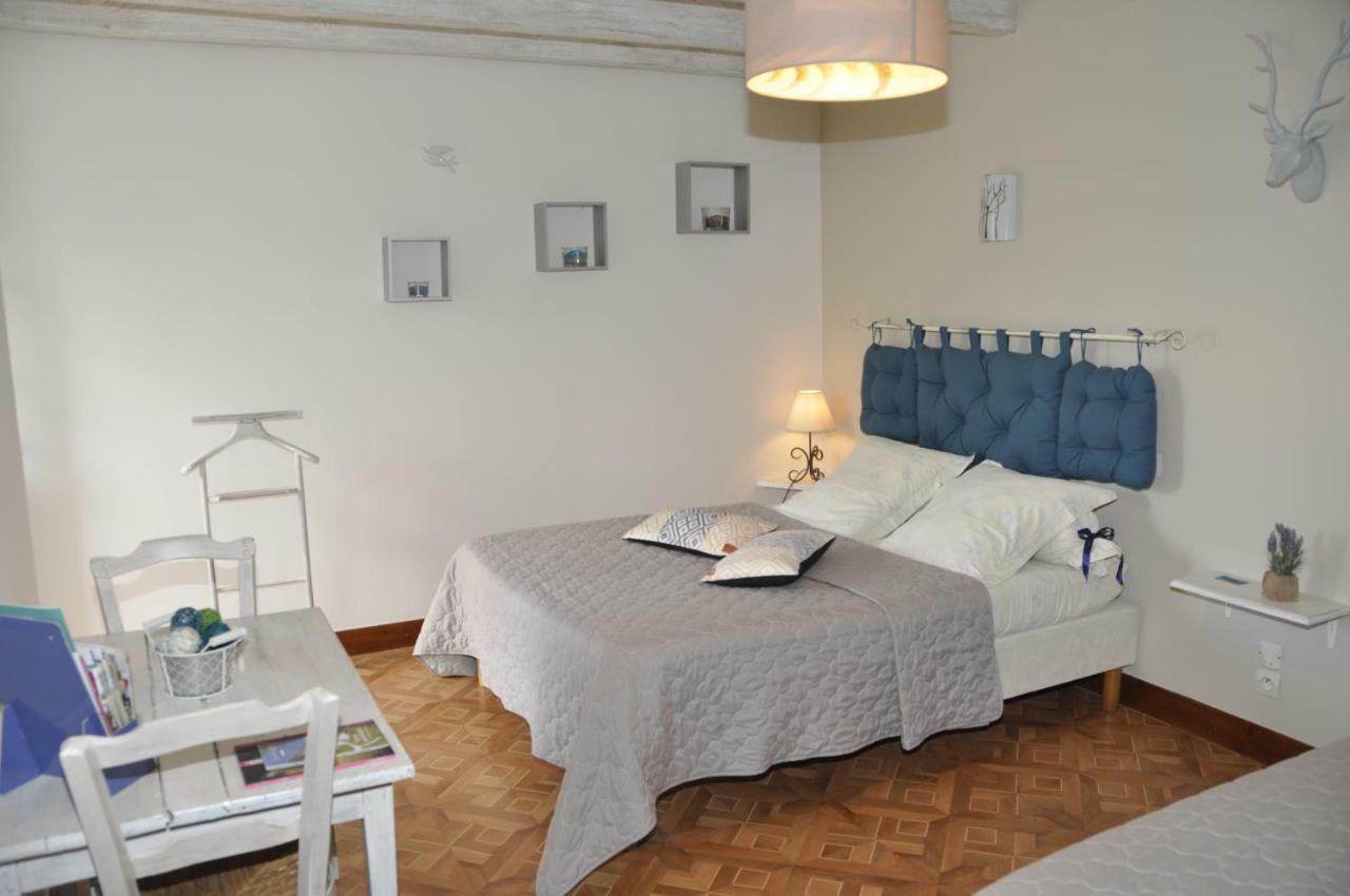 Les Rouches Bed & Breakfast Cormeray ภายนอก รูปภาพ